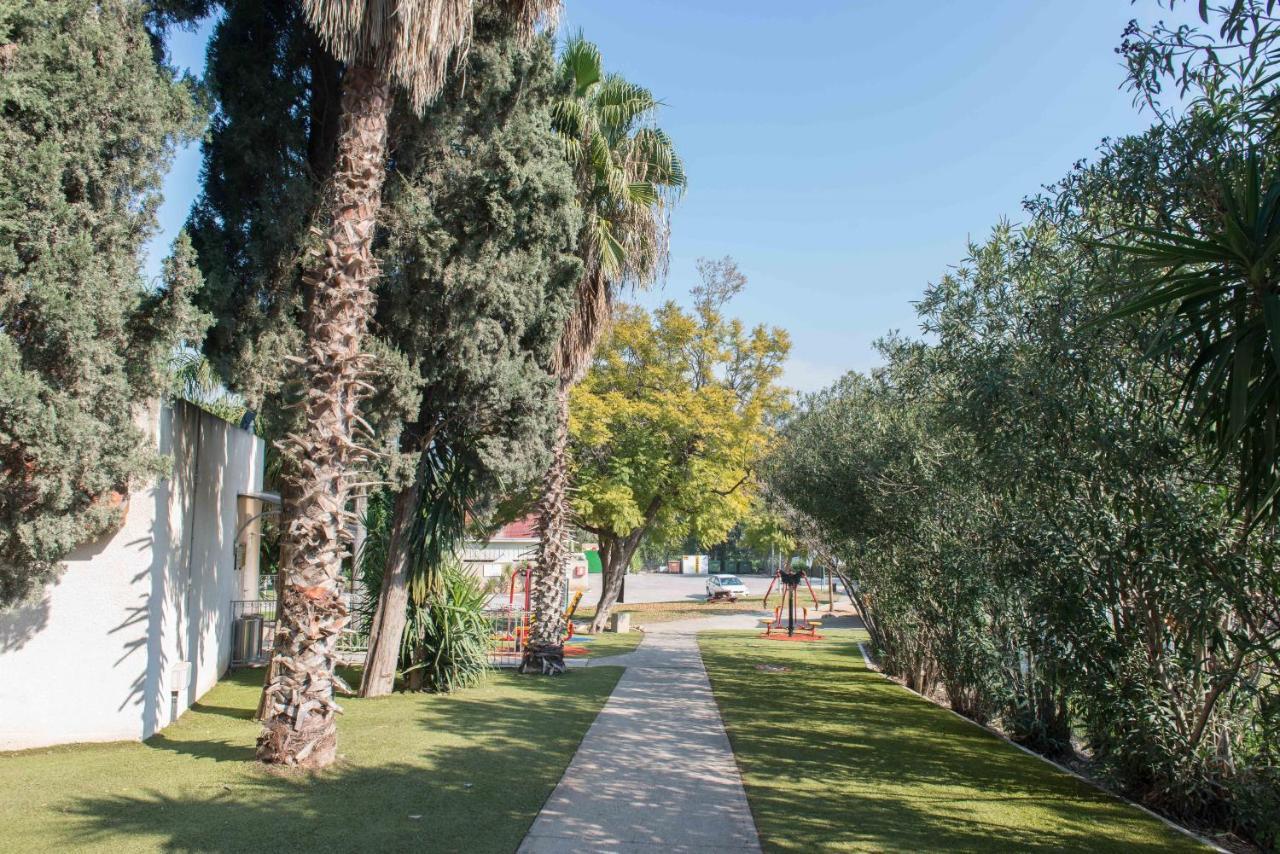 Hi - Maayan Harod Hostel Gid'ona Exterior foto